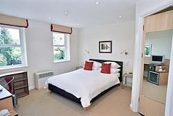 Asperion B&B,  Guildford